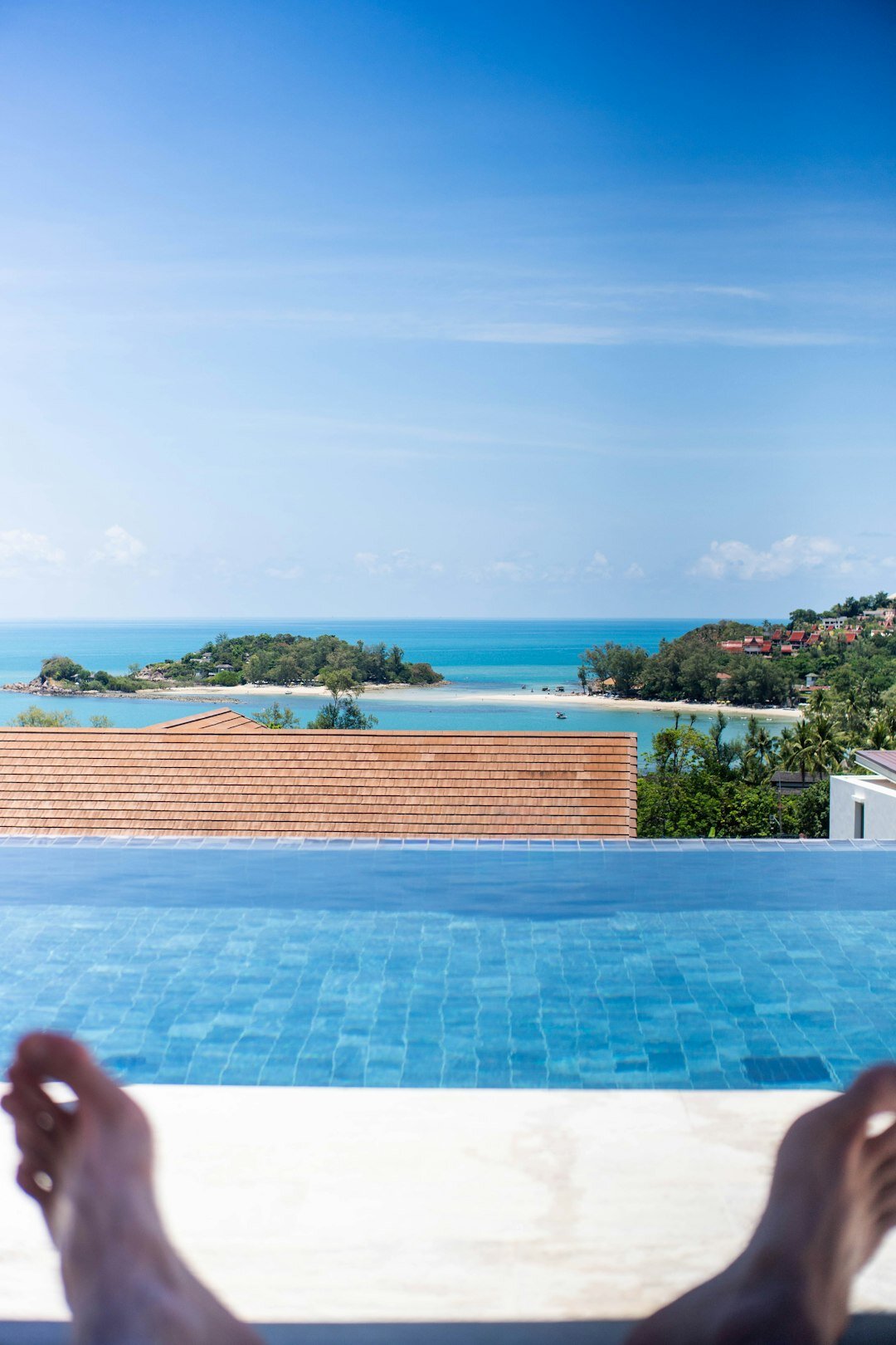 luxury villa pool view